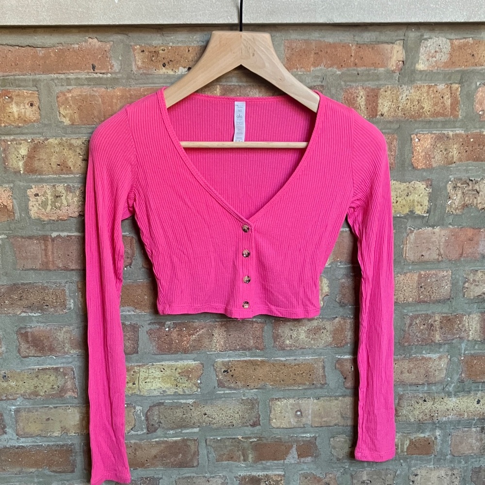 Alo Yoga Ribbed Cropped Whisper Cardigan
